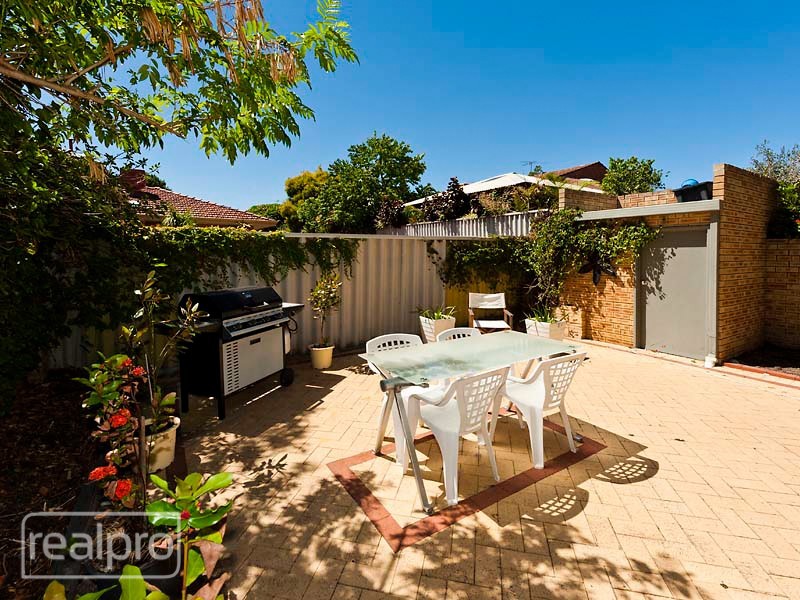 5/62 Eric Street, Como WA 6152