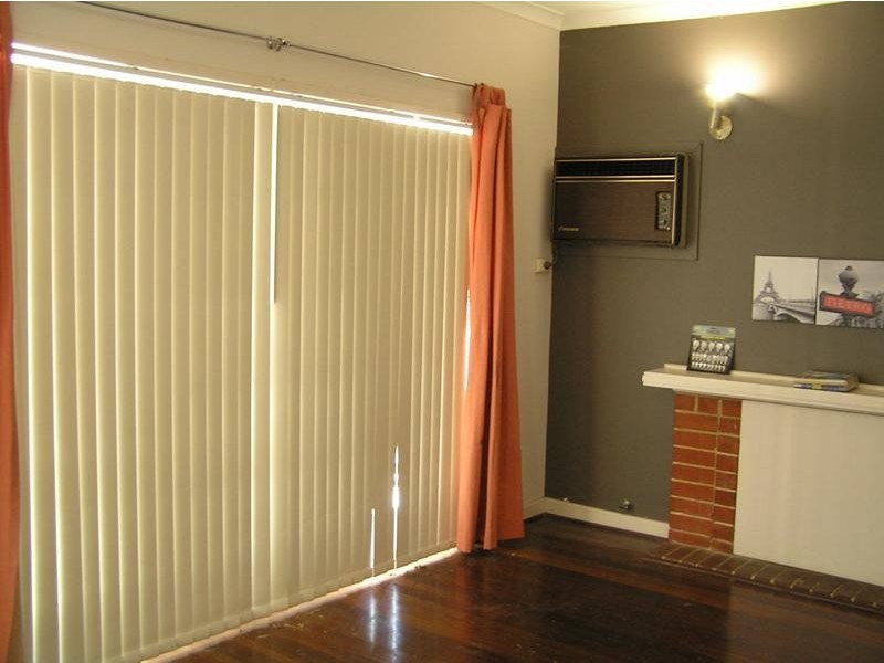 9 Bickley Crescent, Manning WA 6152