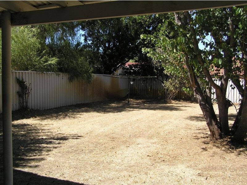 9 Bickley Crescent, Manning WA 6152