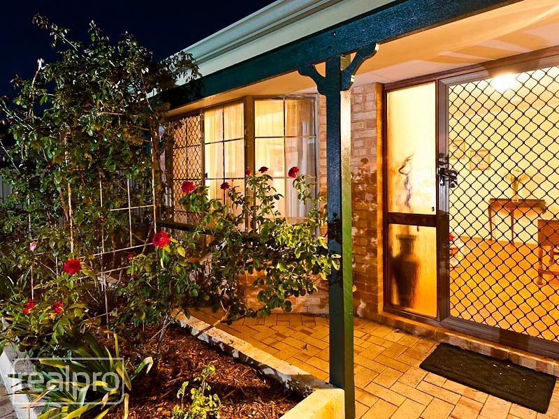 31A Henning Crescent, Manning WA 6152
