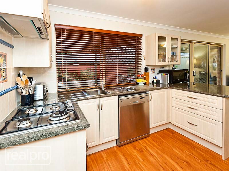 31A Henning Crescent, Manning WA 6152