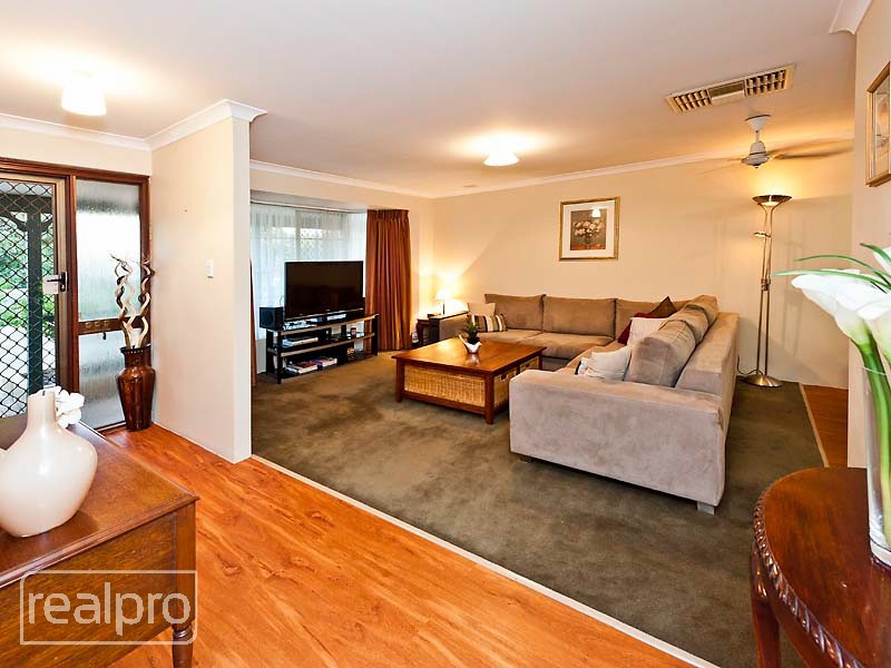 31A Henning Crescent, Manning WA 6152