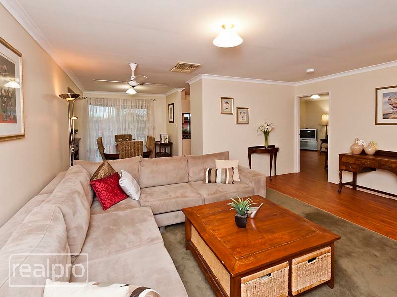 31A Henning Crescent, Manning WA 6152