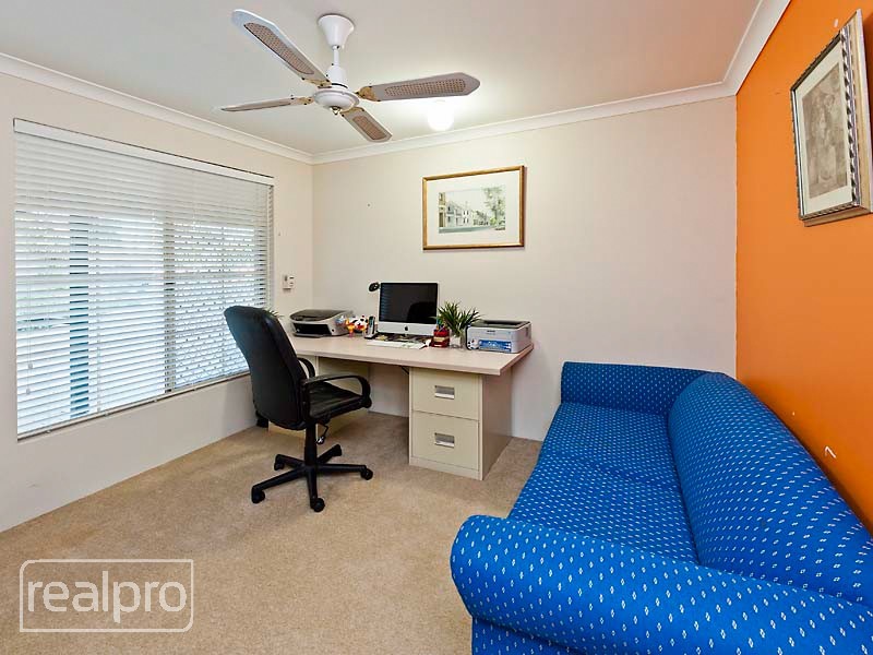31A Henning Crescent, Manning WA 6152