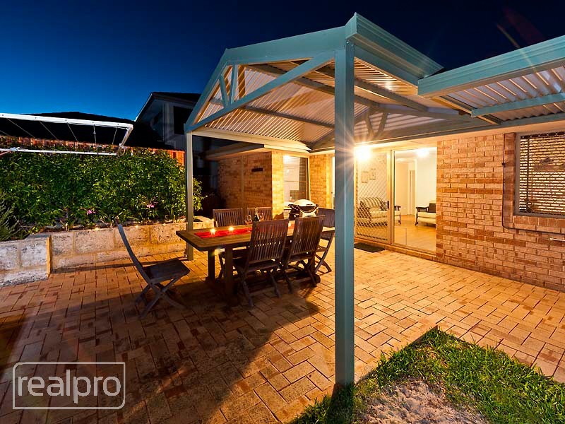 31A Henning Crescent, Manning WA 6152