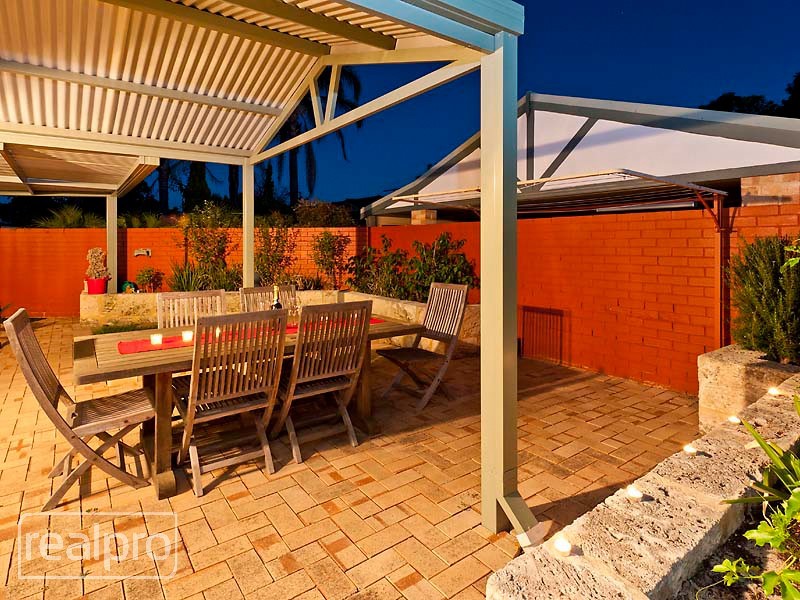 31A Henning Crescent, Manning WA 6152