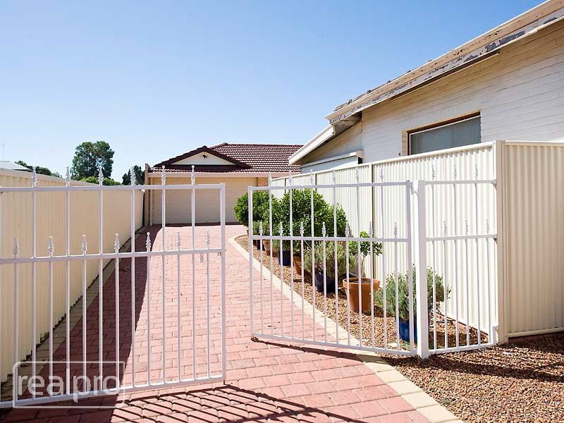 48B Hope Avenue, Manning WA 6152