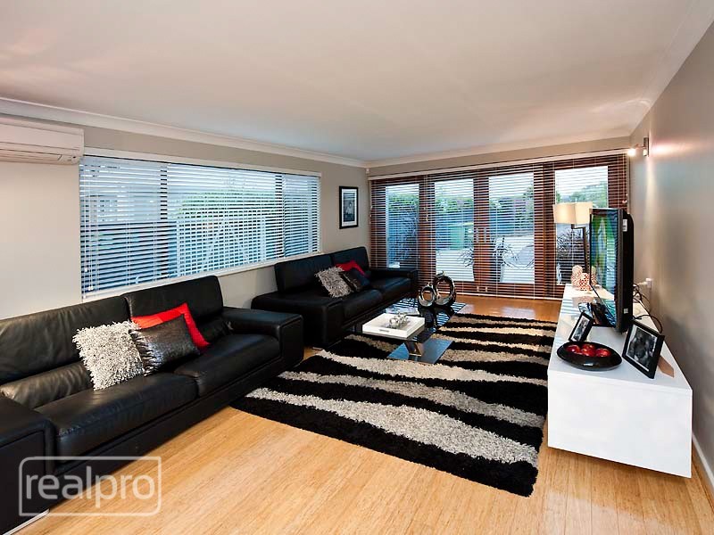 2/34 Salter Point Parade, Salter Point WA 6152