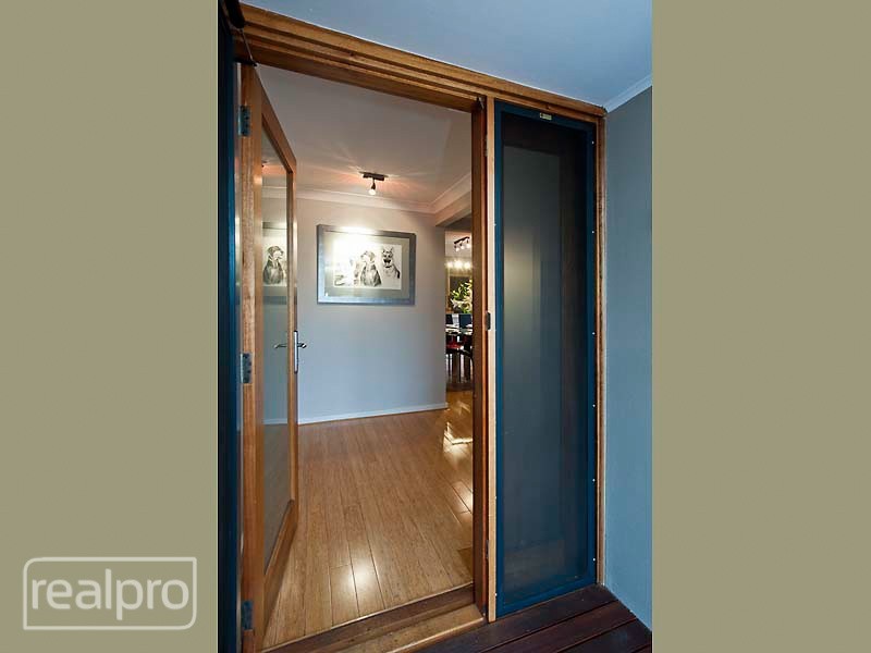 2/34 Salter Point Parade, Salter Point WA 6152