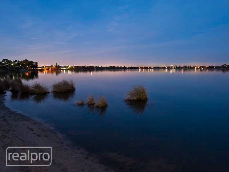 2/34 Salter Point Parade, Salter Point WA 6152