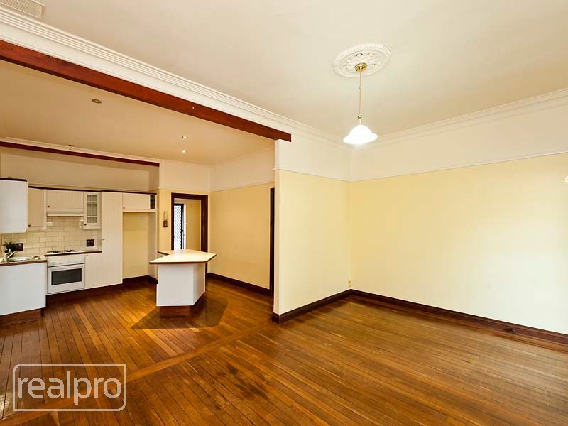 41B Cloister Avenue, Manning WA 6152