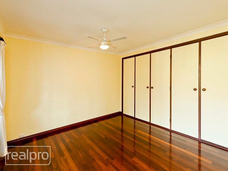 41B Cloister Avenue, Manning WA 6152