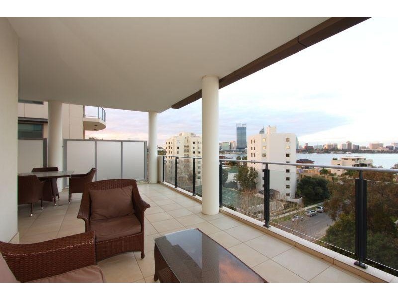 11/31 Mill Point Road, South Perth WA 6151