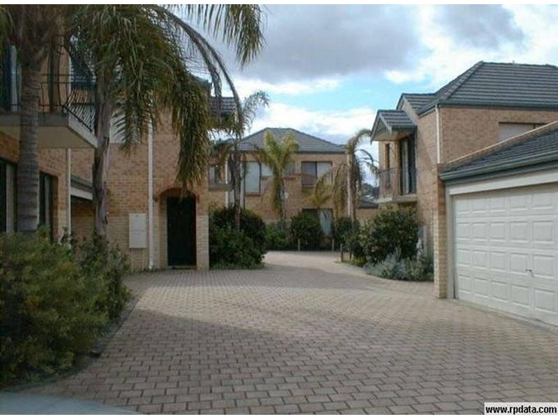 10/8 Sleat Road, Mount Pleasant WA 6153