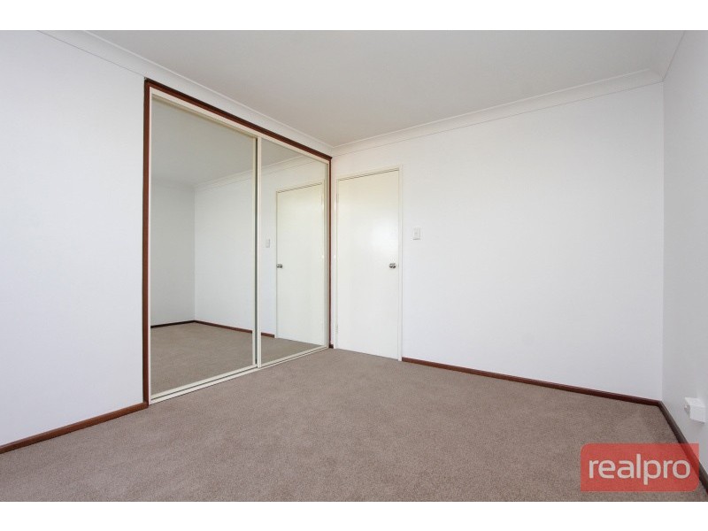 2/67 Axford Street, Como WA 6152