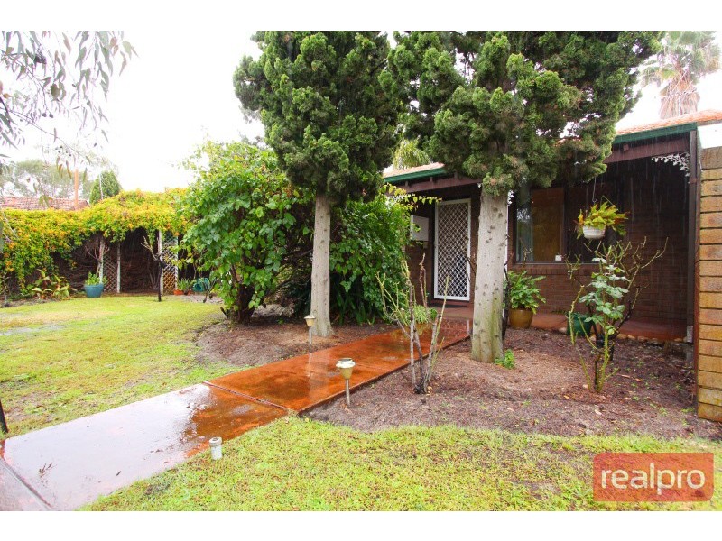 14A Yallambee Place, Karawara WA 6152