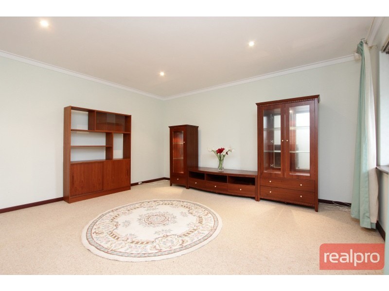 14A Yallambee Place, Karawara WA 6152