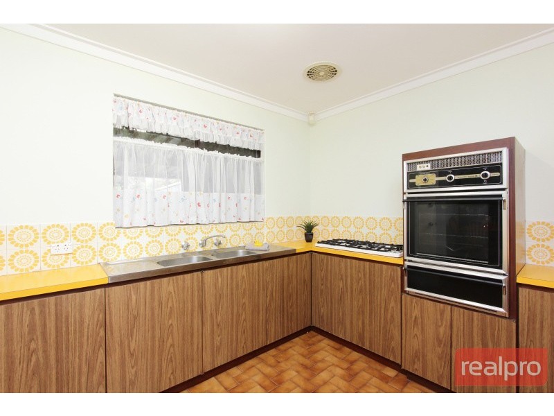 14A Yallambee Place, Karawara WA 6152