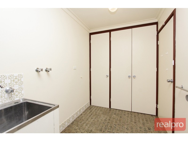 14A Yallambee Place, Karawara WA 6152