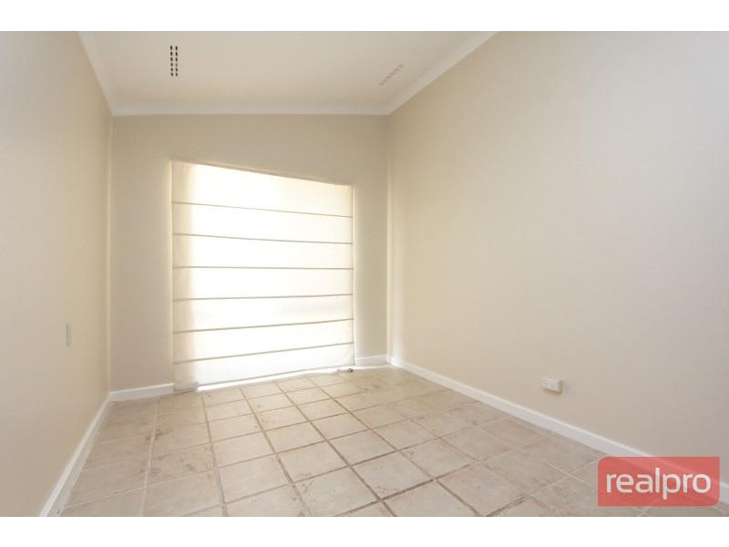 12 Balfern Court, Hamersley WA 6022