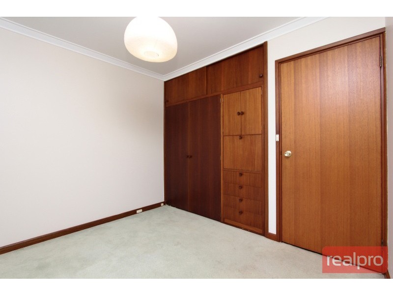 12 Balfern Court, Hamersley WA 6022