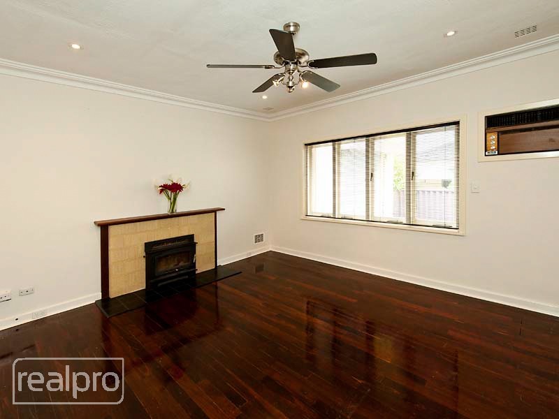 47 Bradshaw Crescent, Manning WA 6152