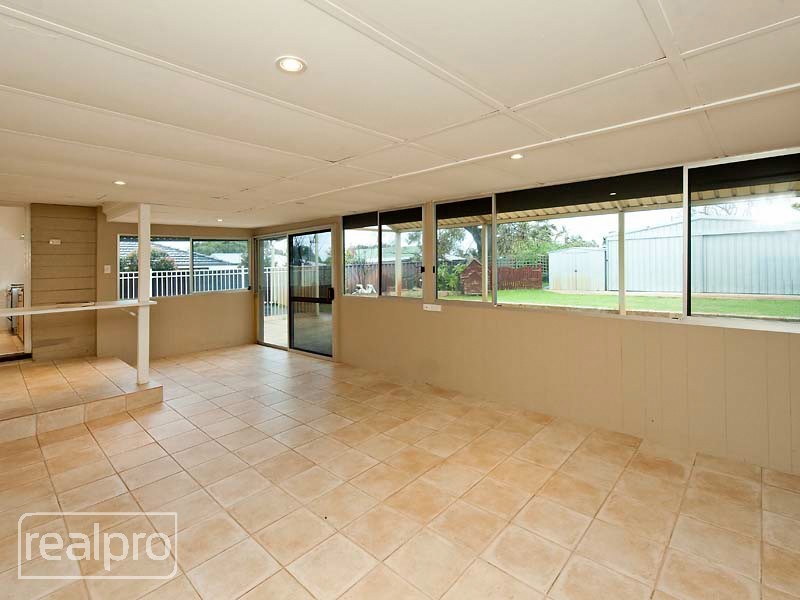 47 Bradshaw Crescent, Manning WA 6152