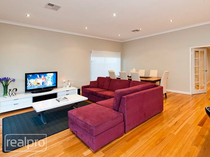 56 Parsons Avenue, Manning WA 6152