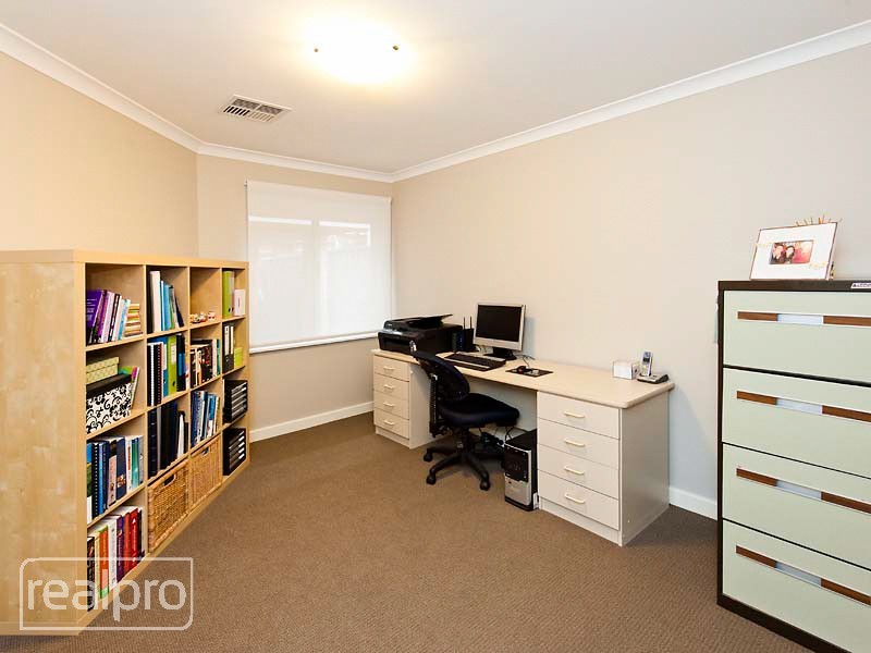 56 Parsons Avenue, Manning WA 6152