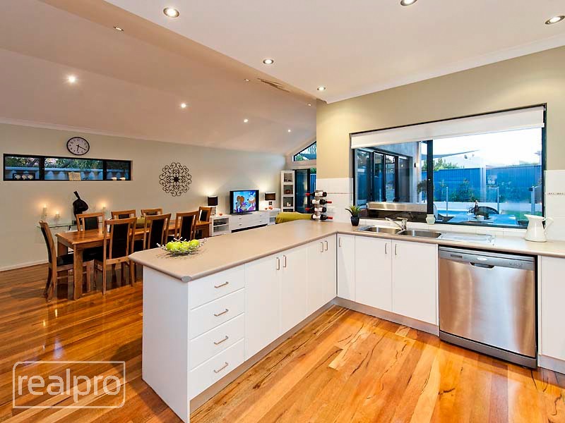 54 Parsons Avenue, Manning WA 6152