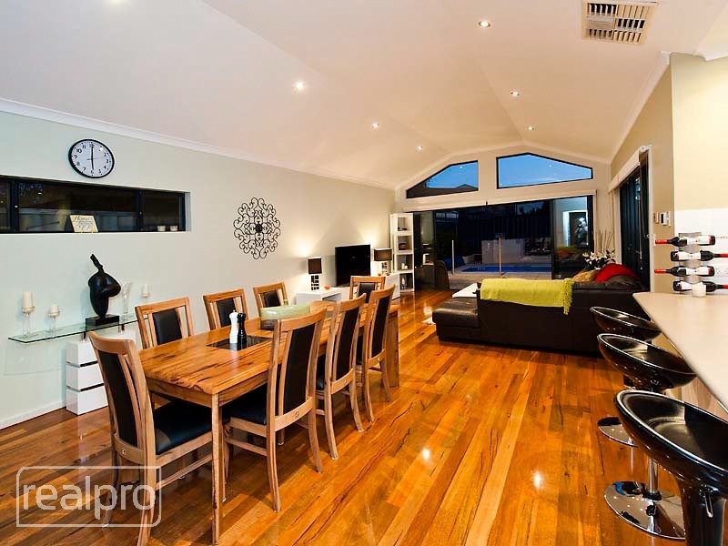 54 Parsons Avenue, Manning WA 6152