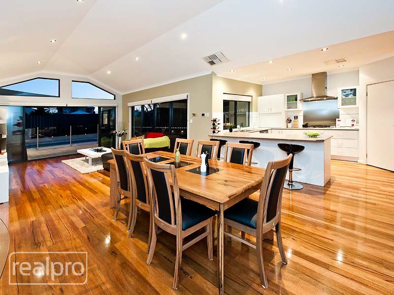 54 Parsons Avenue, Manning WA 6152