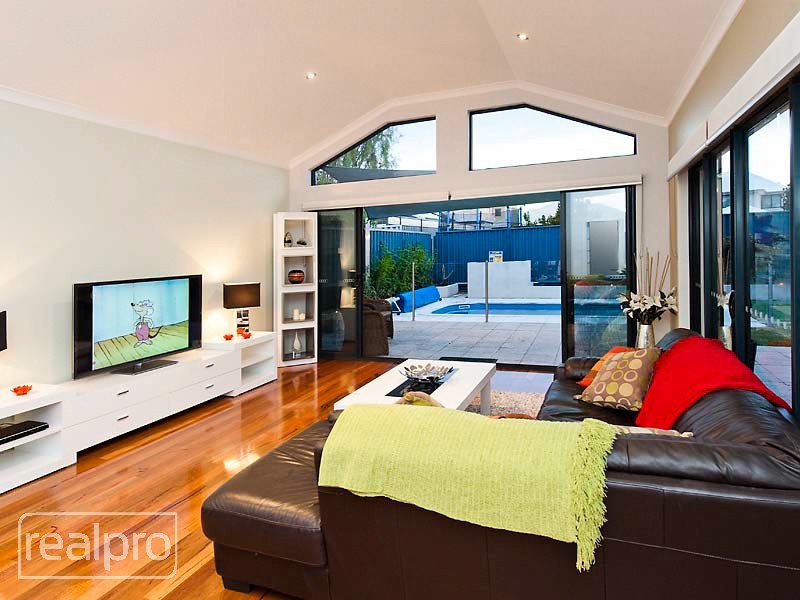 54 Parsons Avenue, Manning WA 6152