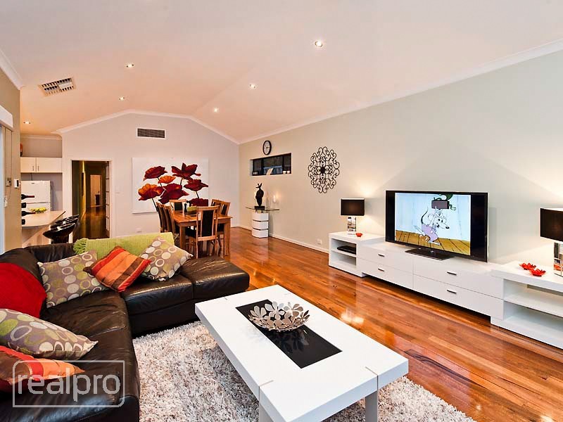 54 Parsons Avenue, Manning WA 6152