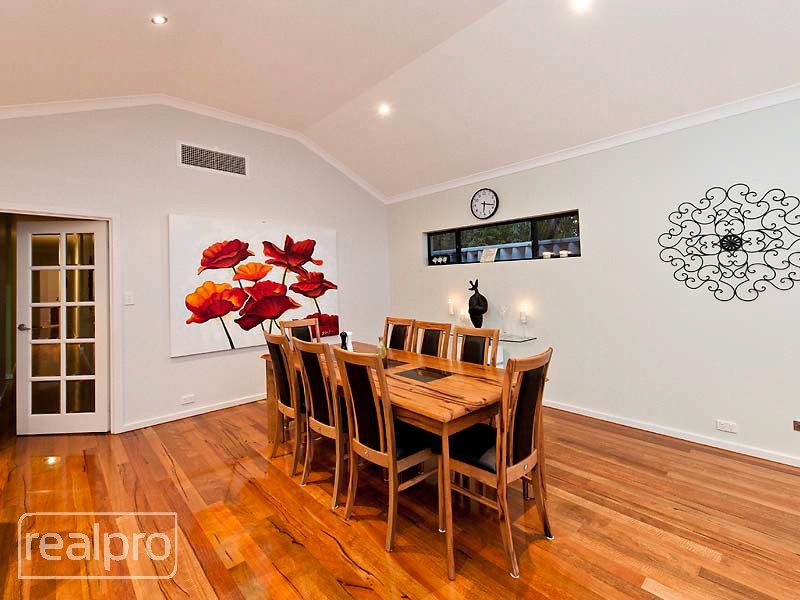 54 Parsons Avenue, Manning WA 6152