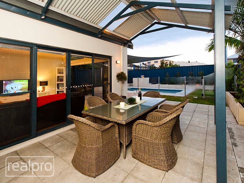 54 Parsons Avenue, Manning WA 6152