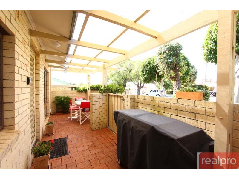 3/79 Clydesdale Street, Como WA 6152