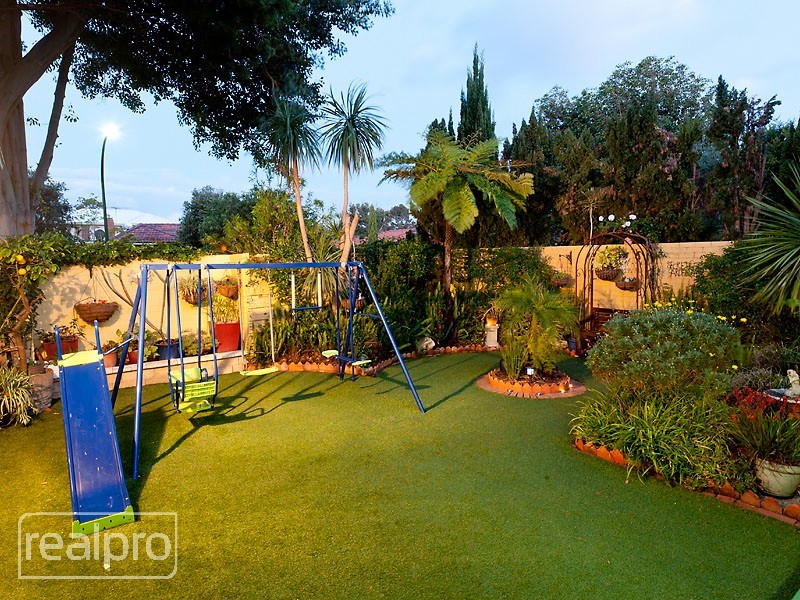 39A Bickley Crescent, Manning WA 6152