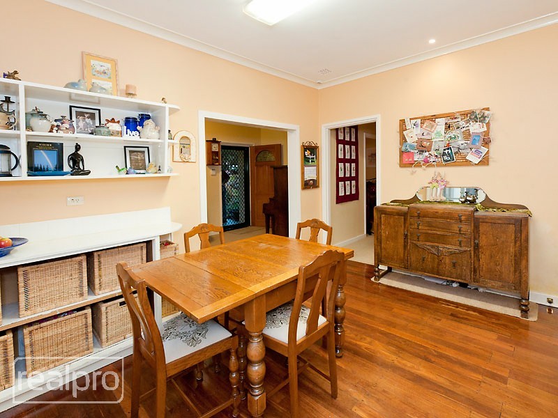 39A Bickley Crescent, Manning WA 6152