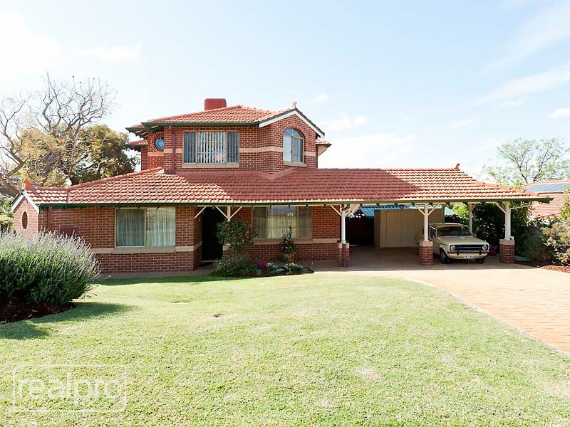2 Potter Avenue, Salter Point WA 6152