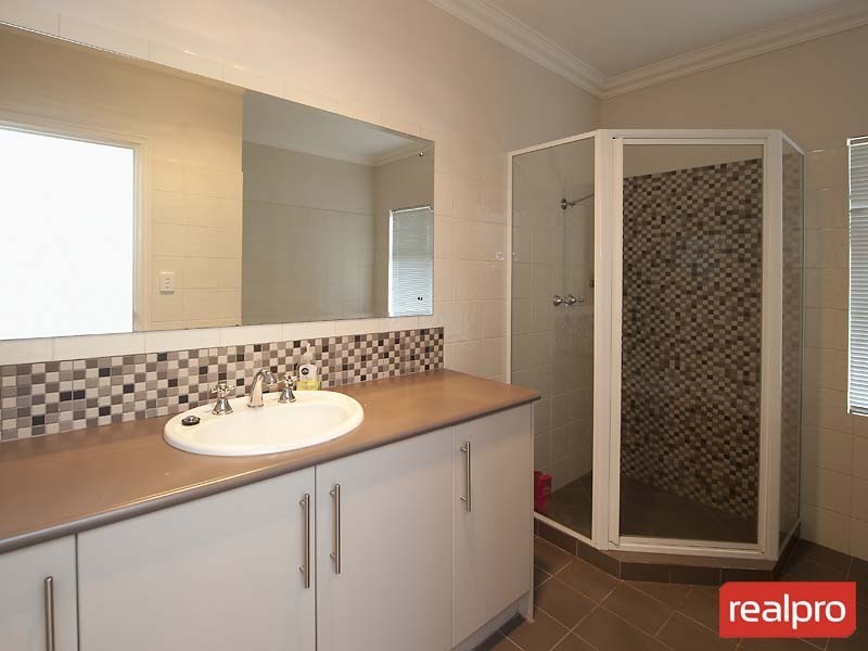 28 Pether Road, Manning WA 6152