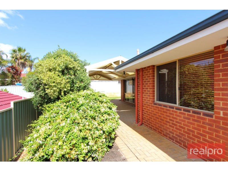 95 Beasley Road, Leeming WA 6149