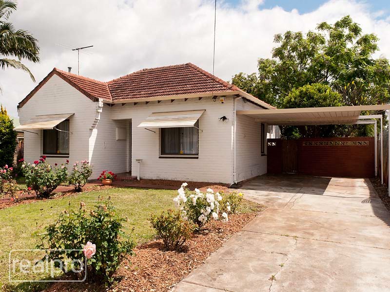 66 Henning Crescent, Manning WA 6152