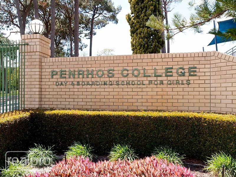 66 Henning Crescent, Manning WA 6152