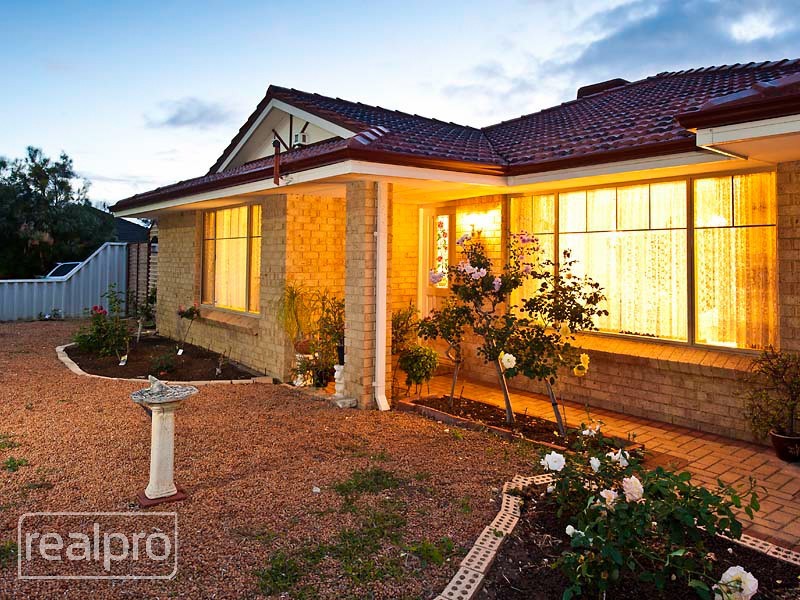 23 Goss Avenue, Manning WA 6152