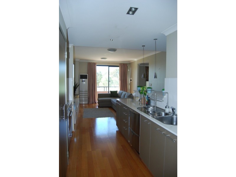 13/10 Marina Drive, Ascot WA 6104