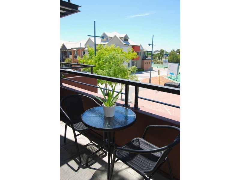 13/10 Marina Drive, Ascot WA 6104