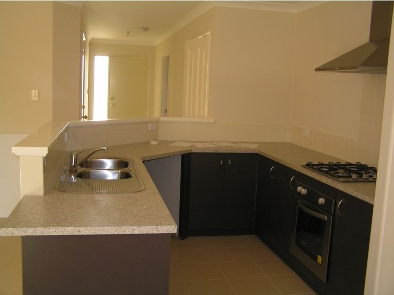 11 Devonshire Terrace, Armadale WA 6112