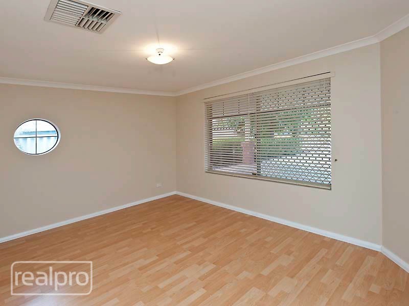 16 Conochie Crescent, Manning WA 6152