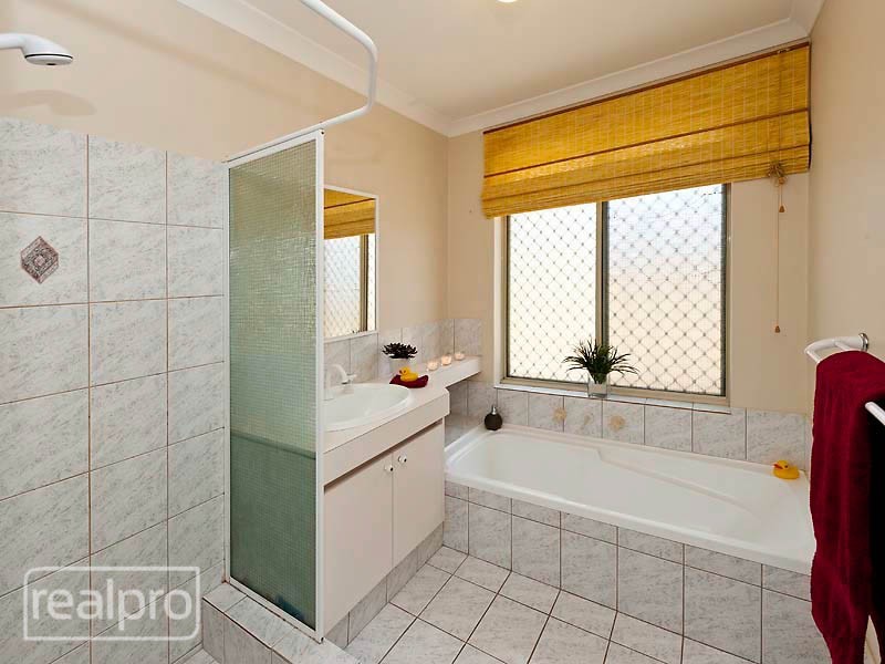 16 Conochie Crescent, Manning WA 6152